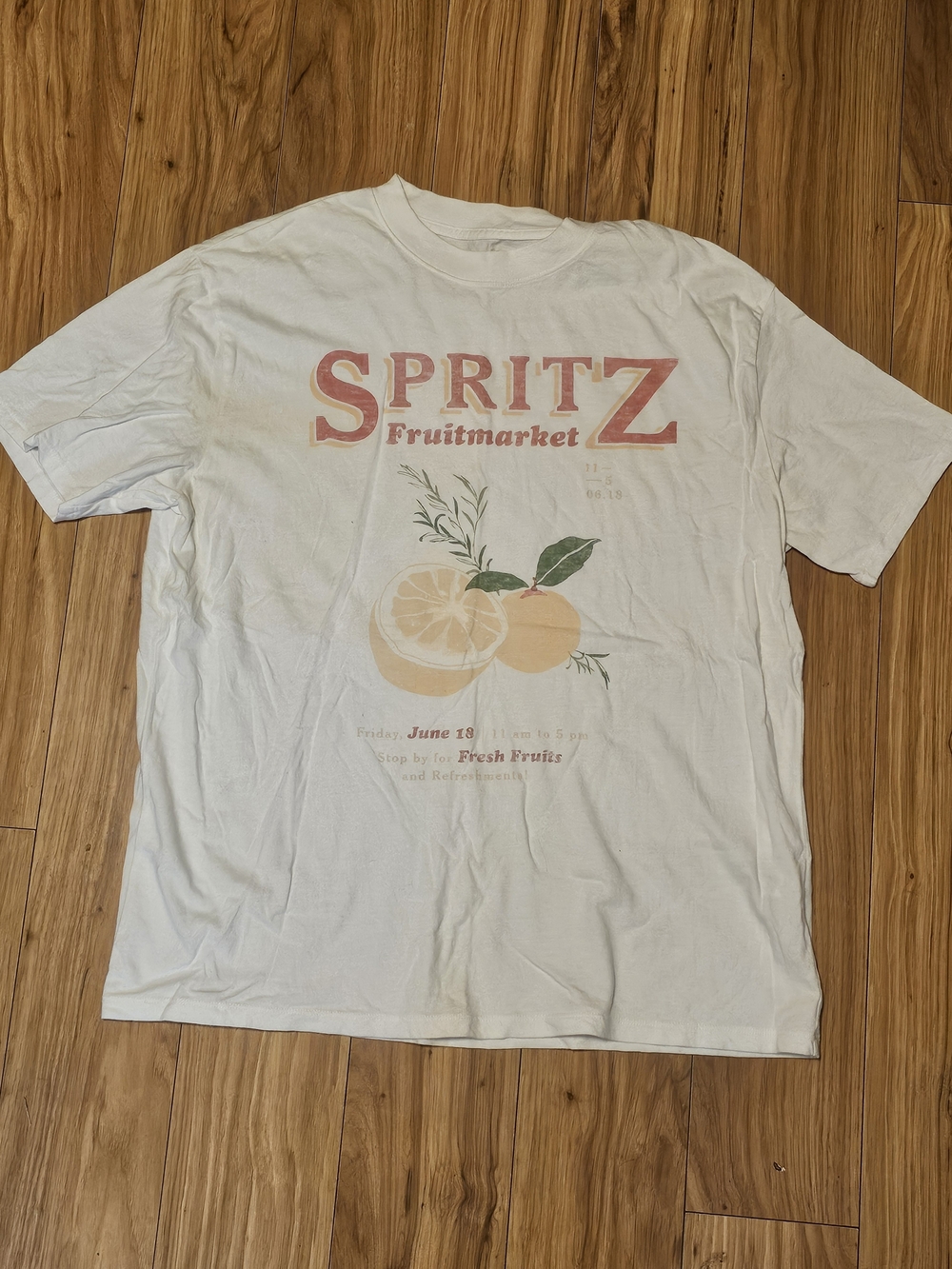 Abercrombie & Fitch White Spritz Fruitmarket Graphic Tee - Lemon Accent